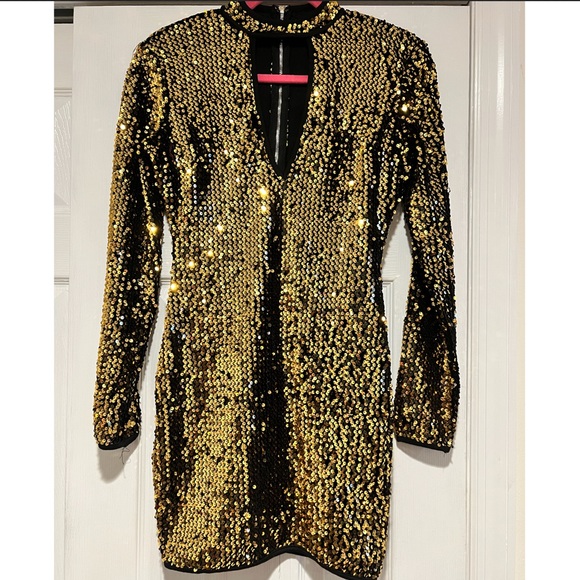 Gold sequin mini dress - Picture 1 of 6